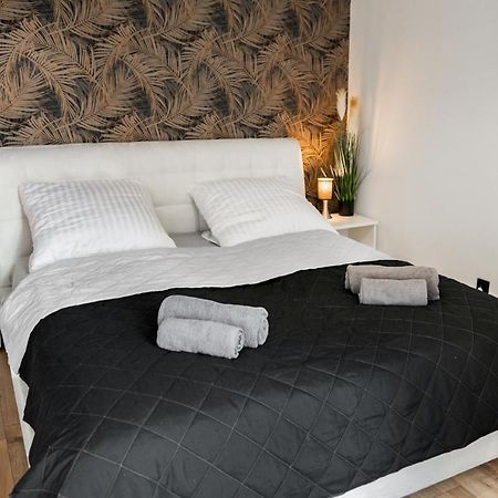 Apartament Sienkiewicza Centrum Gniezno Extérieur photo